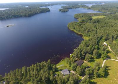 Kivijärvi, rantatalo